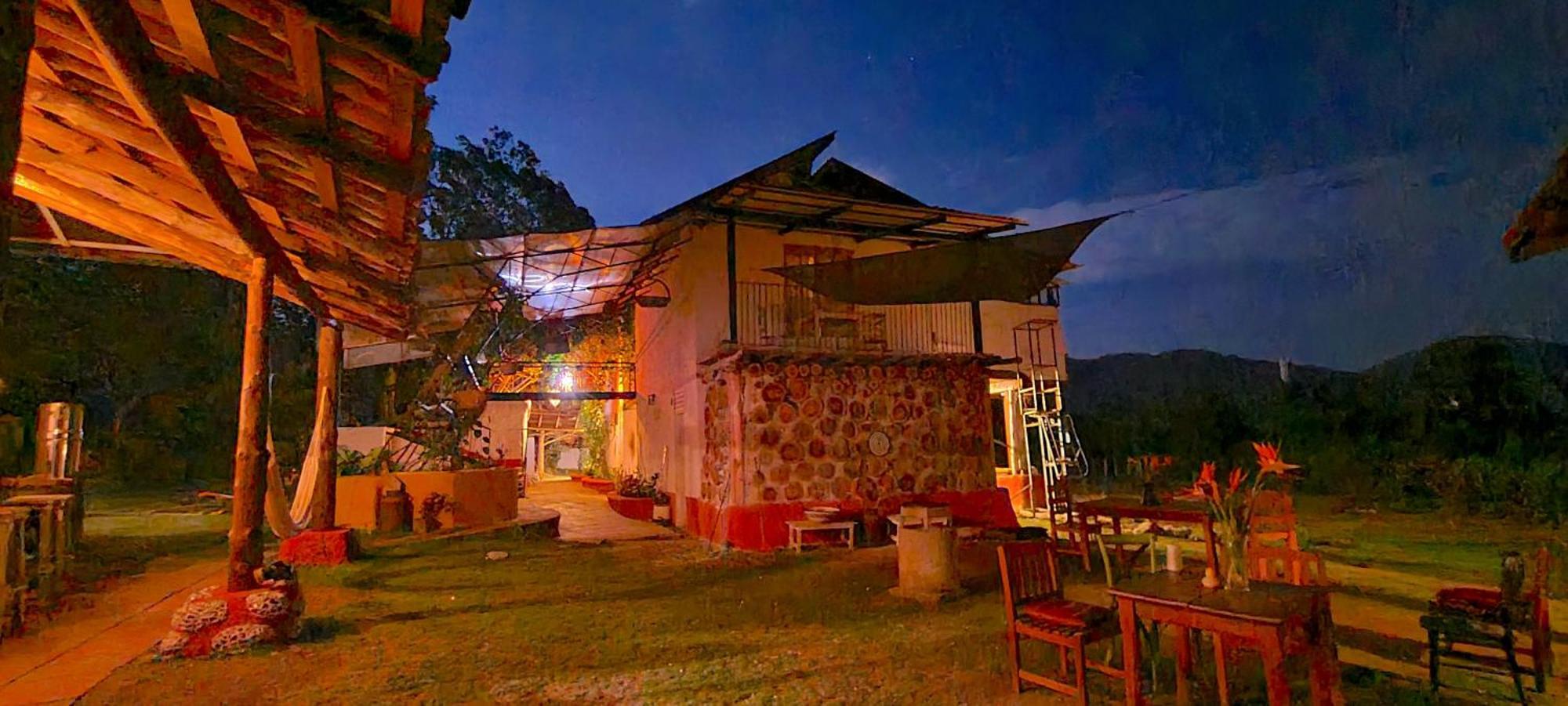 Rancho Reencuentro Eco Hotel & Cabalgatas Valle de Bravo Εξωτερικό φωτογραφία